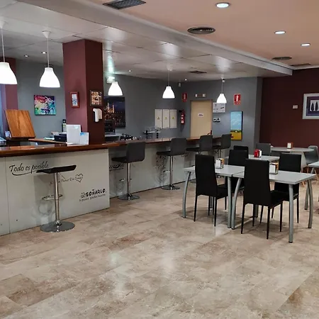 Otel Cogullada 2*