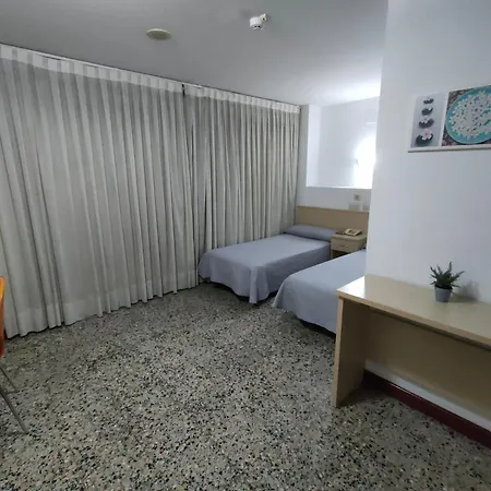 考谷拉达酒店 萨拉戈萨